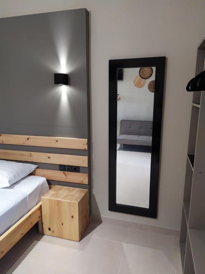 Giodriana Cozy Studio Agia Marina Buitenkant foto