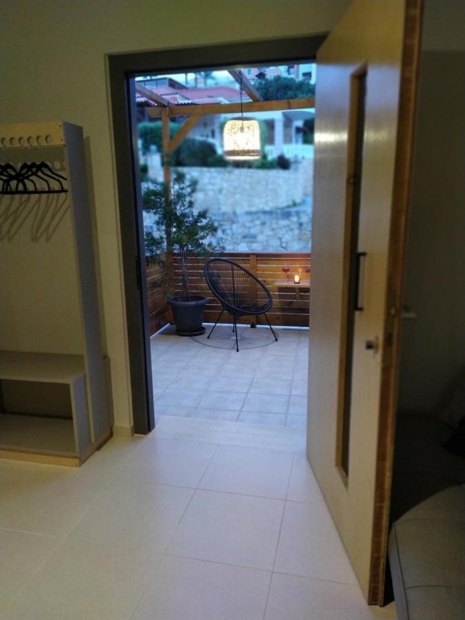 Giodriana Cozy Studio Agia Marina Buitenkant foto