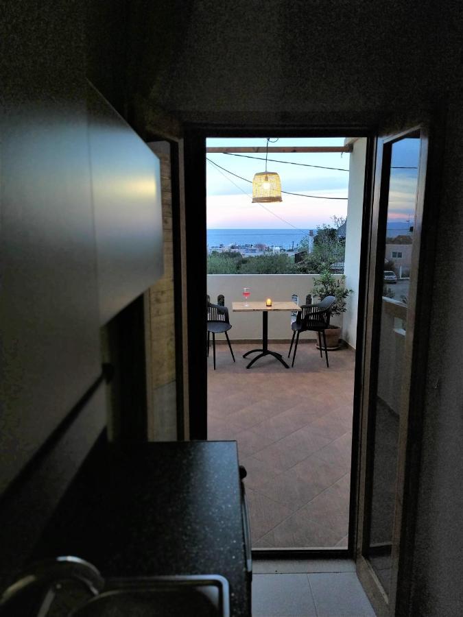 Giodriana Cozy Studio Agia Marina Buitenkant foto